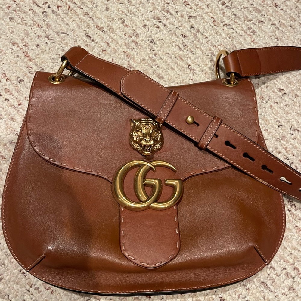 Gucci Animalier Tan with gold hardware!